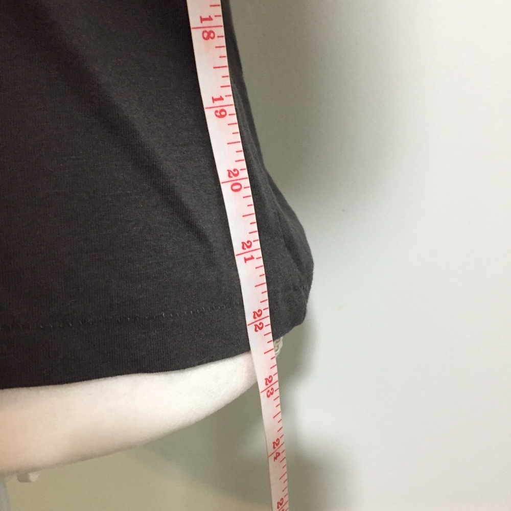 NWOT Dark Gray Hocus Pocus Orange Halloween Tee - Picture 4 of 6